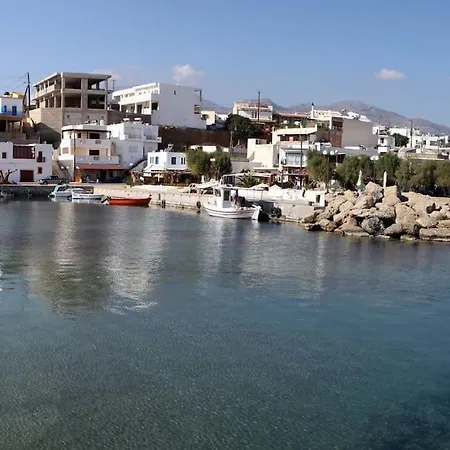 εξοχη και θαλασσα