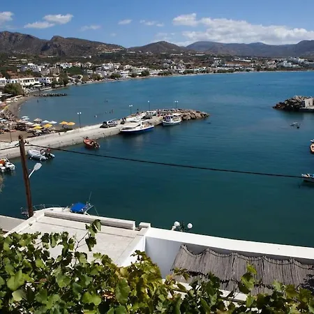 εξοχη και θαλασσα Makry Gialos (Crete)