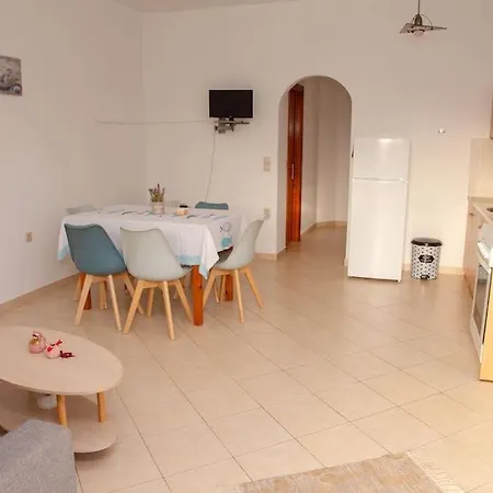 εξοχη και θαλασσα Apartment Makry Gialos (Crete)